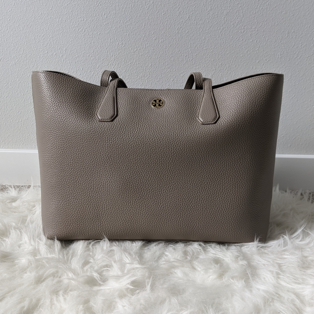 EXCELLENT Tory Burch Perry Tote in French Grey